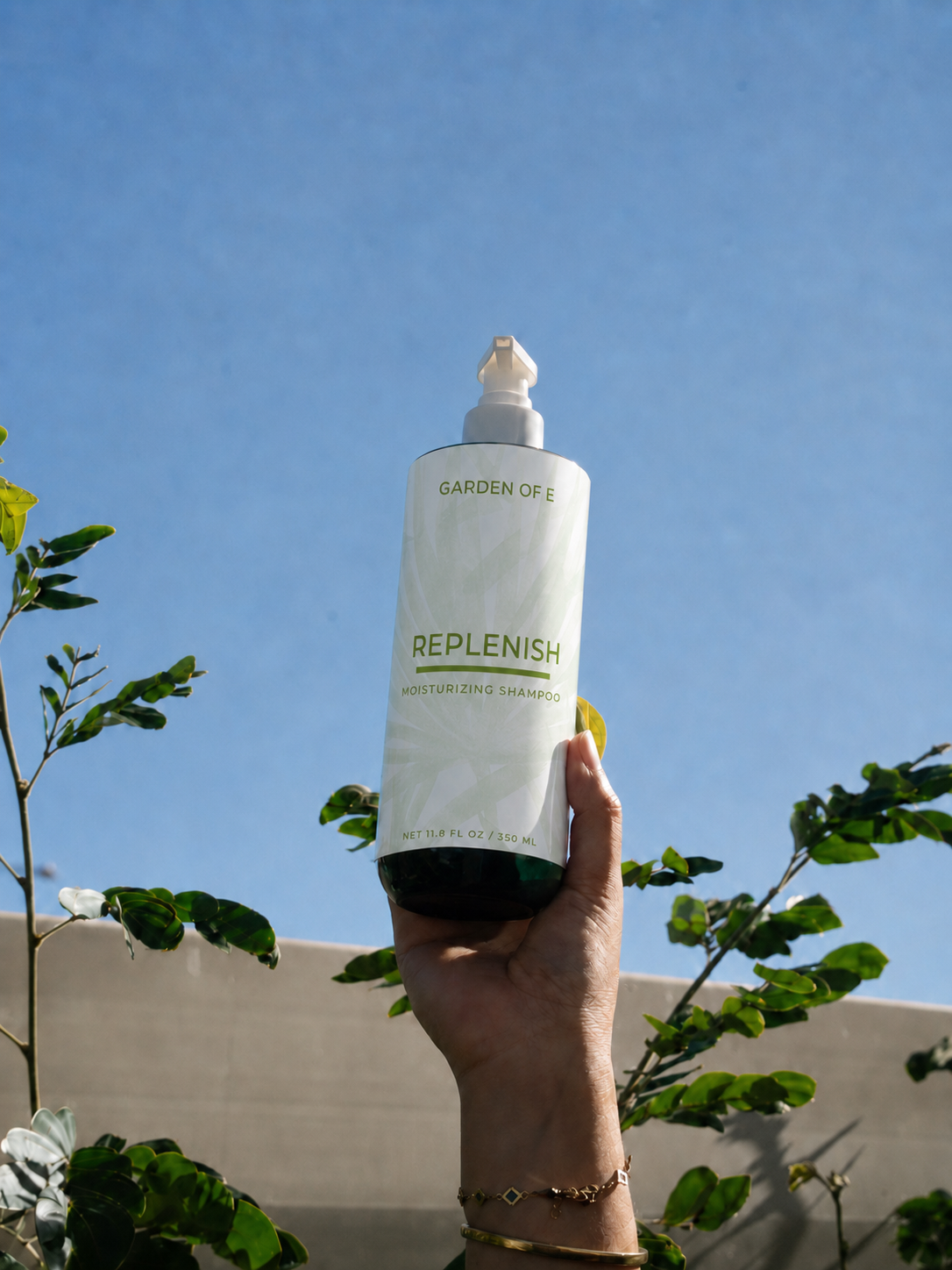 Replenish moisturizing shampoo